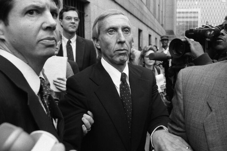 Lire la suite à propos de l’article le scandale Ivan Boesky : un cas célèbre de délit d’initié en bourse